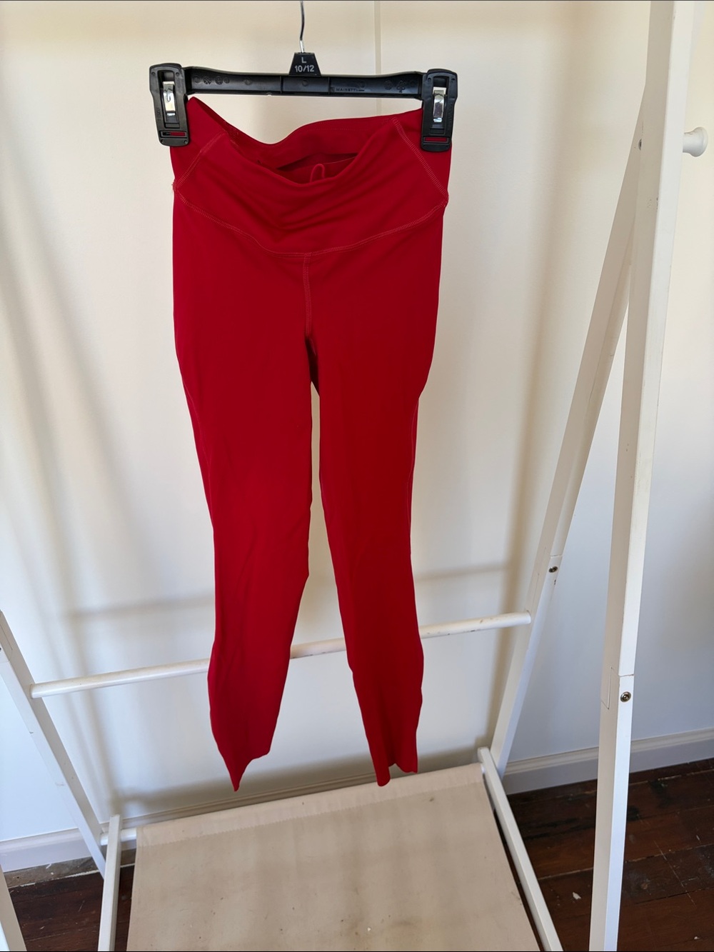 Lululemon leggings size 2 Red Like New